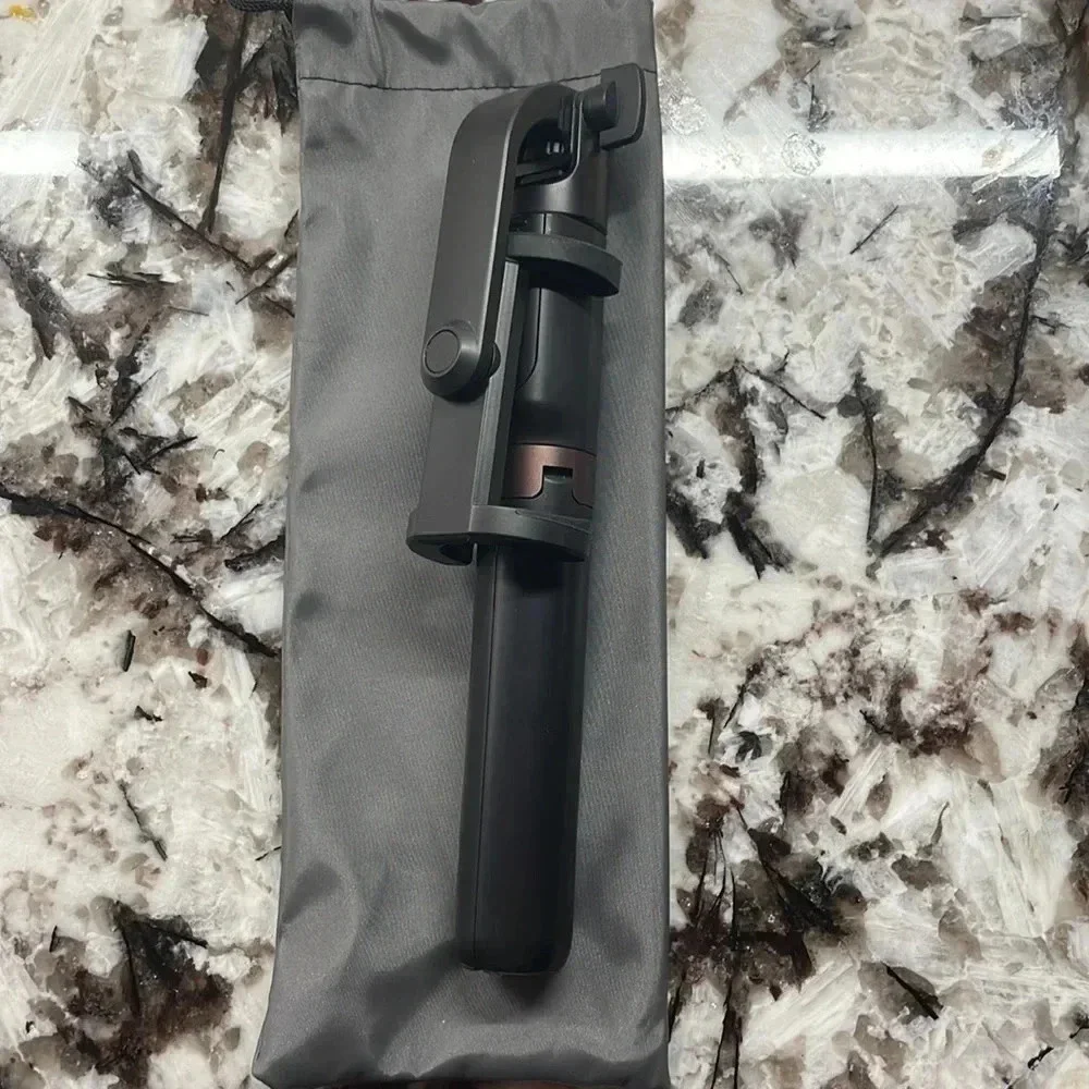 Hummix‎ Selfie Stick Tripod W/Bluetooth